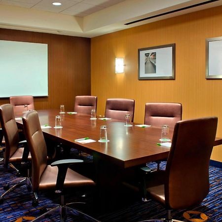 Courtyard By Marriott Newark Downtown Hotell Exteriör bild