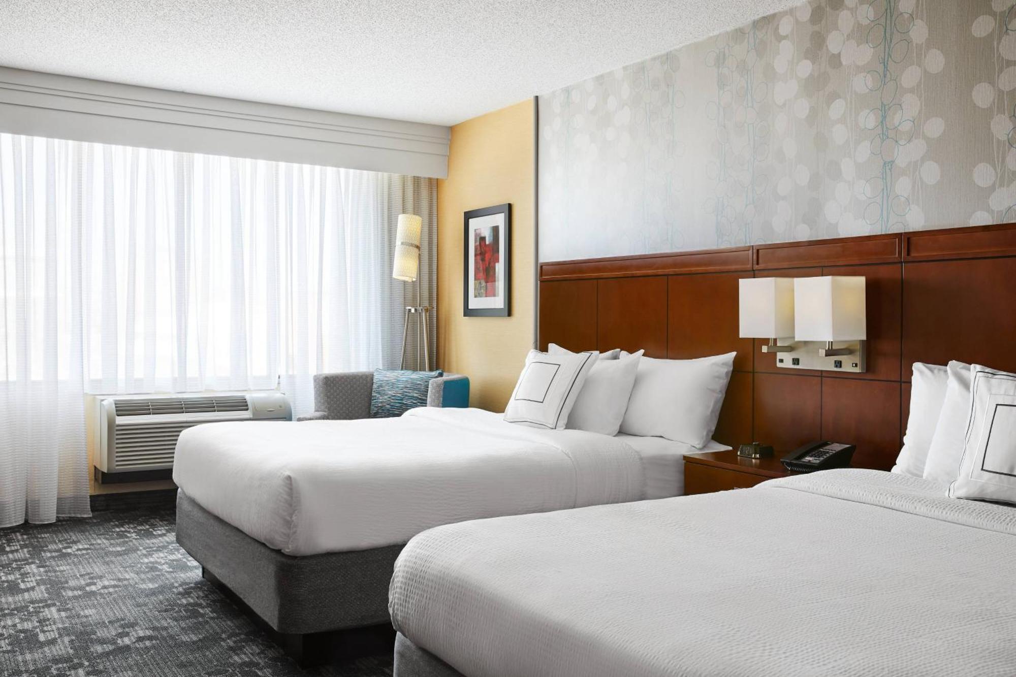Courtyard By Marriott Newark Downtown Hotell Exteriör bild