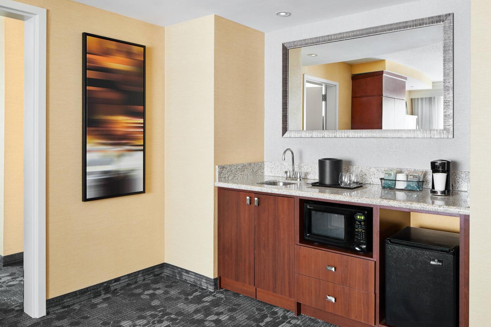 Courtyard By Marriott Newark Downtown Hotell Exteriör bild