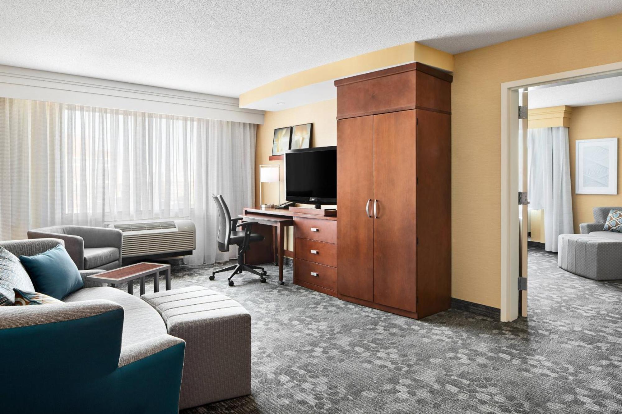 Courtyard By Marriott Newark Downtown Hotell Exteriör bild