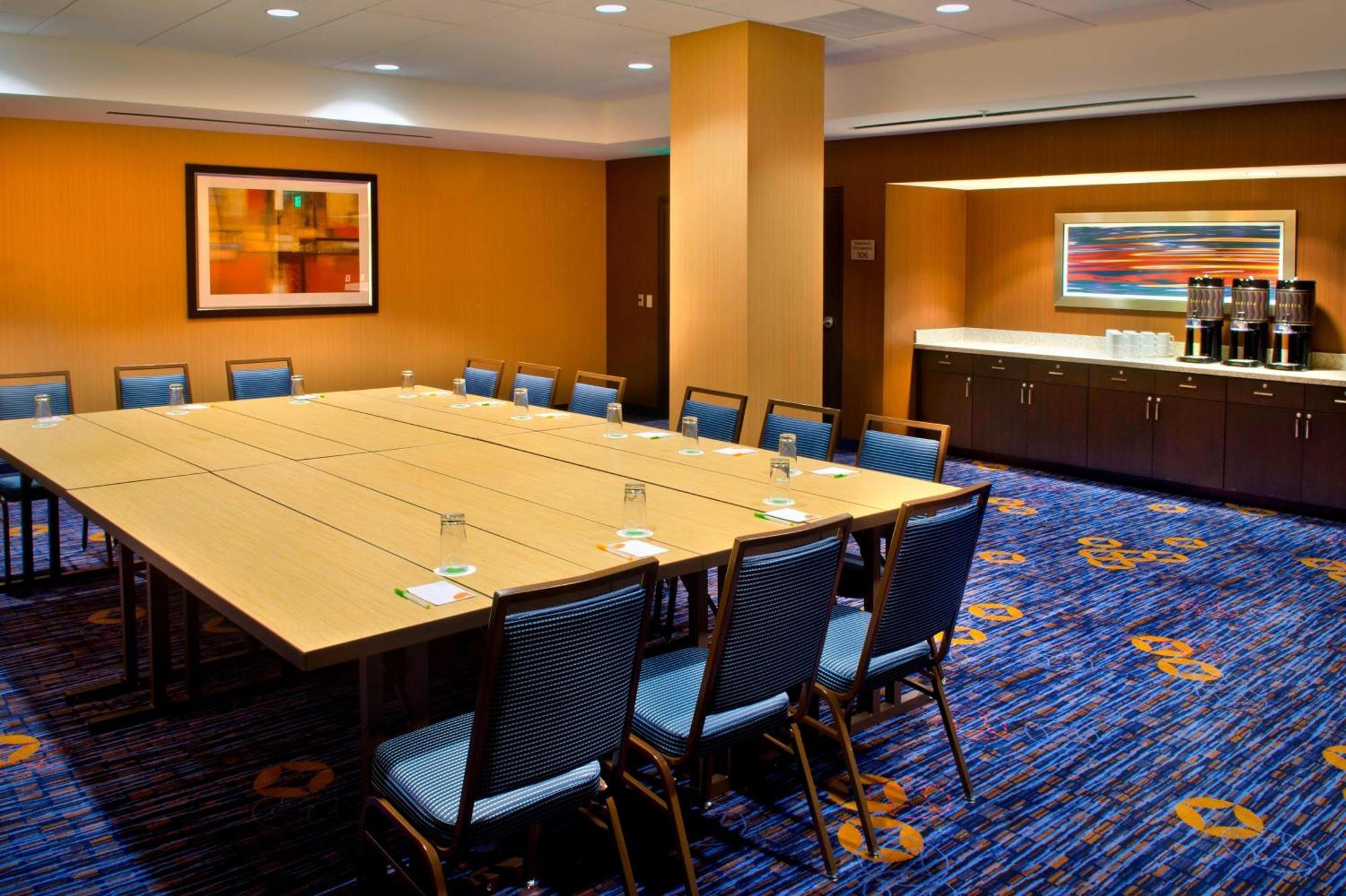 Courtyard By Marriott Newark Downtown Hotell Exteriör bild