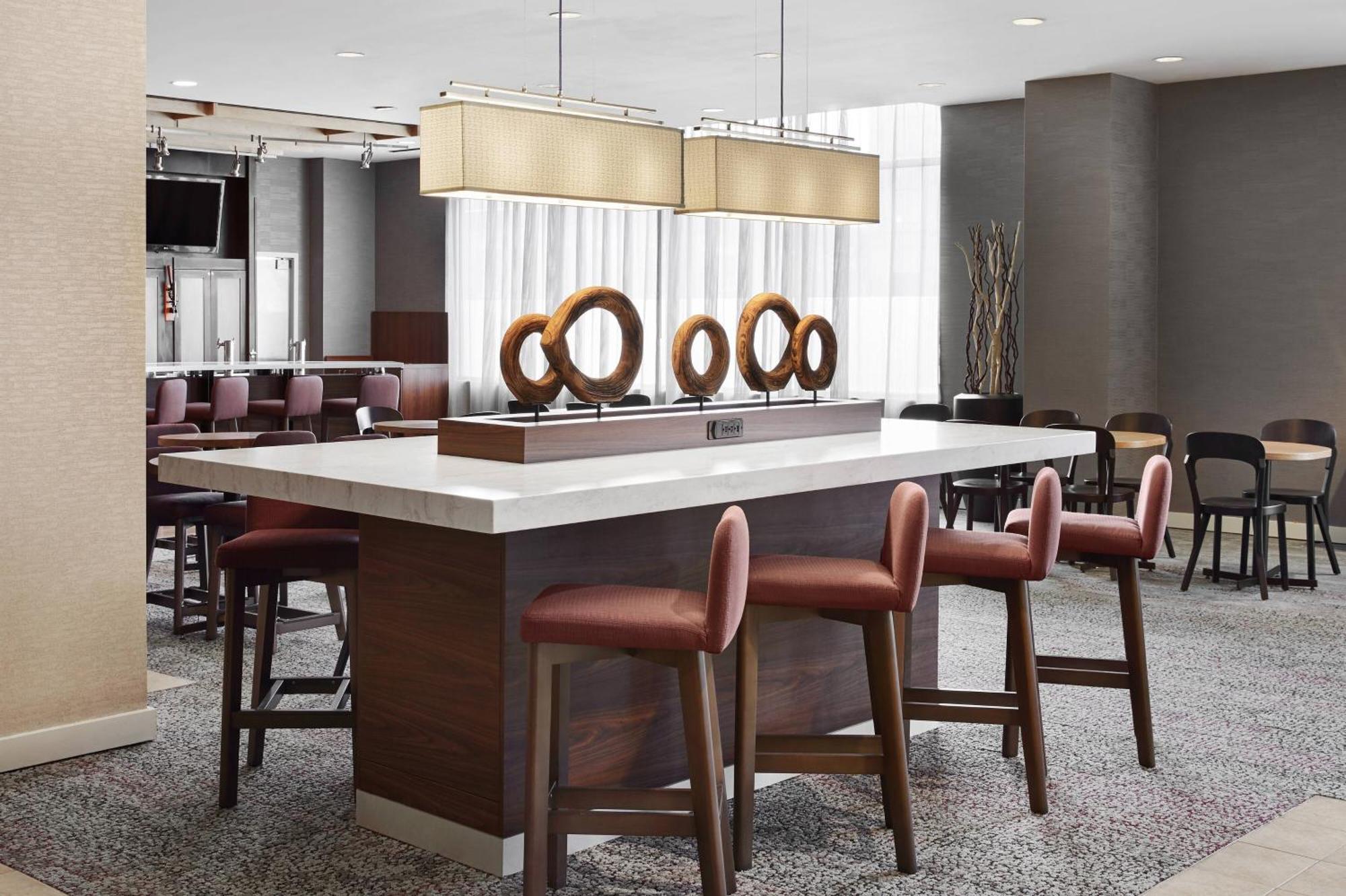 Courtyard By Marriott Newark Downtown Hotell Exteriör bild