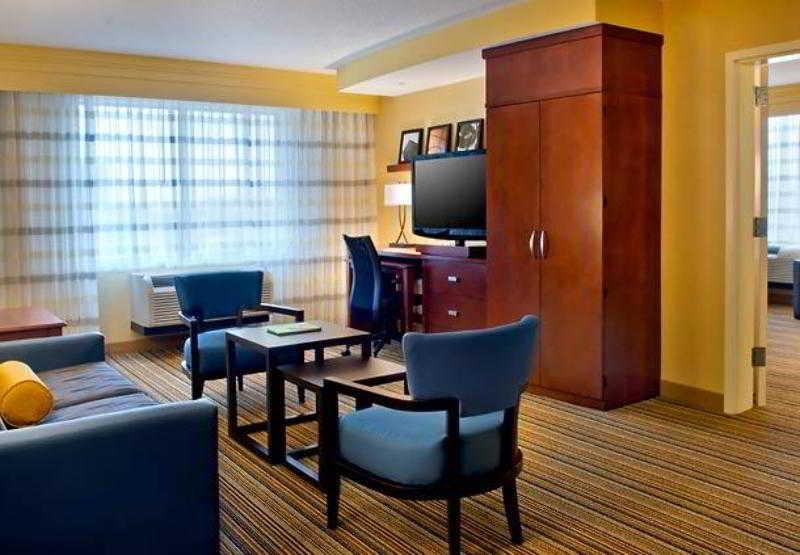 Courtyard By Marriott Newark Downtown Hotell Exteriör bild