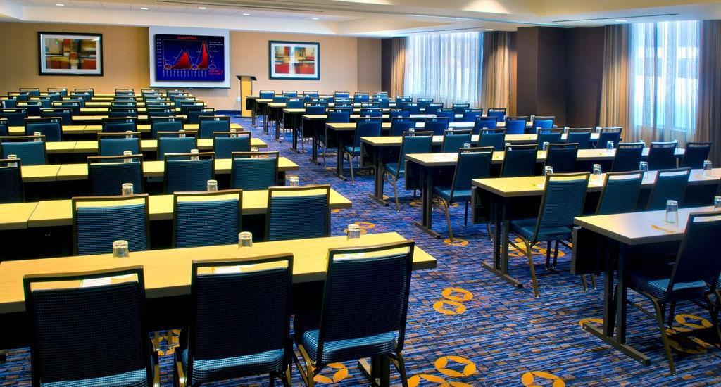 Courtyard By Marriott Newark Downtown Hotell Exteriör bild